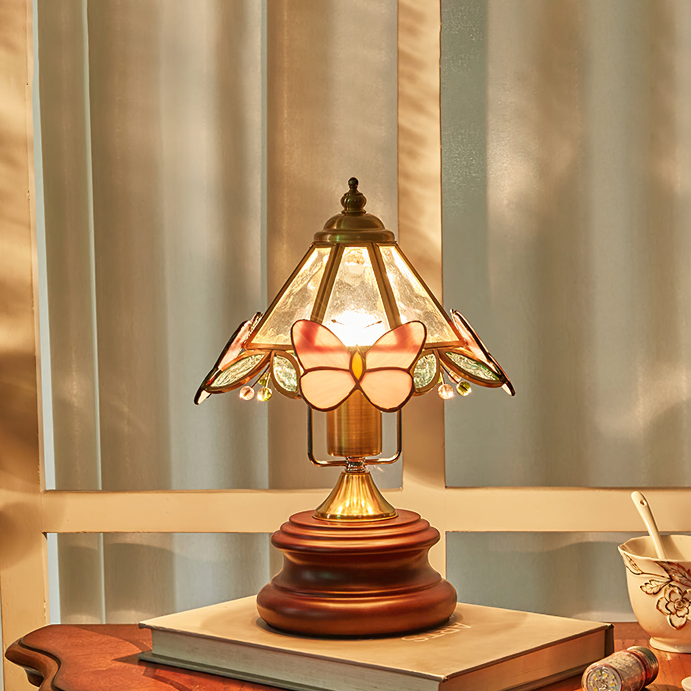 Jenny Butterfly Table Lamp