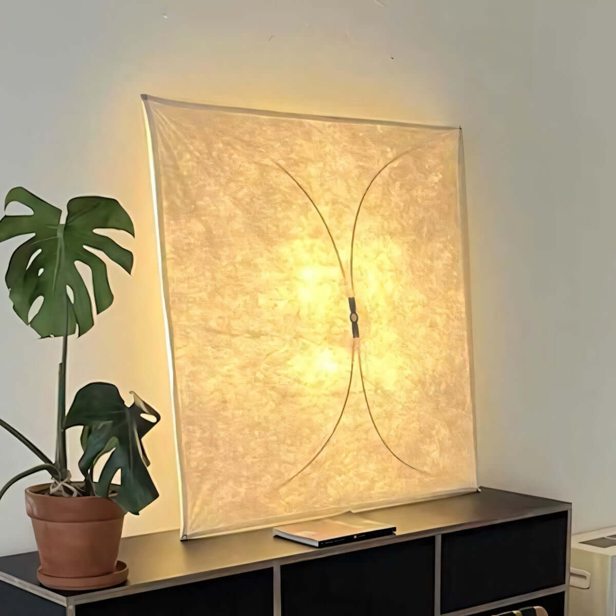 Camiryn Wall Lamp