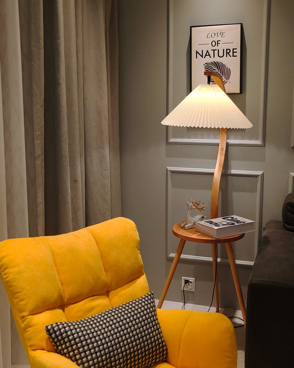 Caprani Tray Floor Lamp