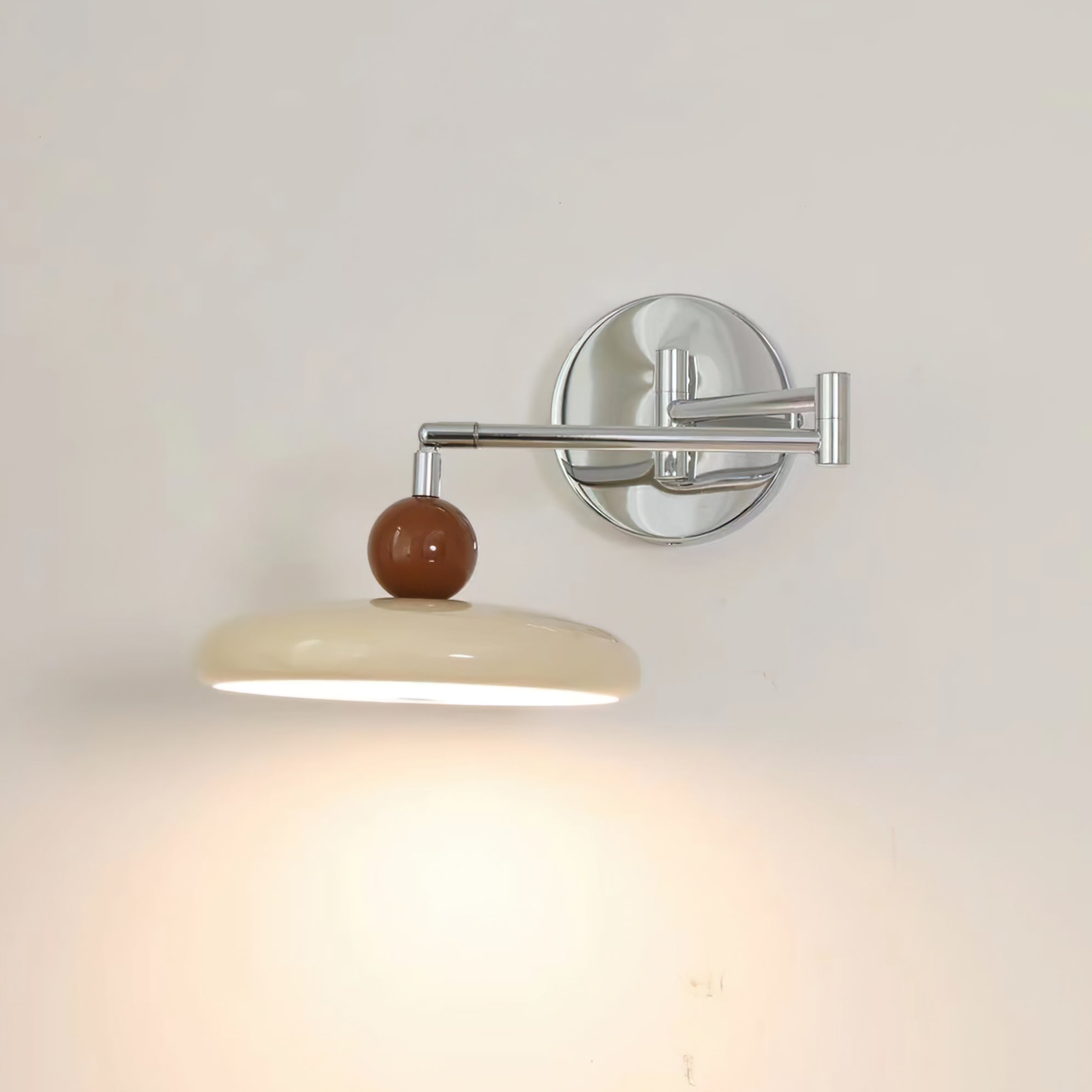 Carins Wall Lamp