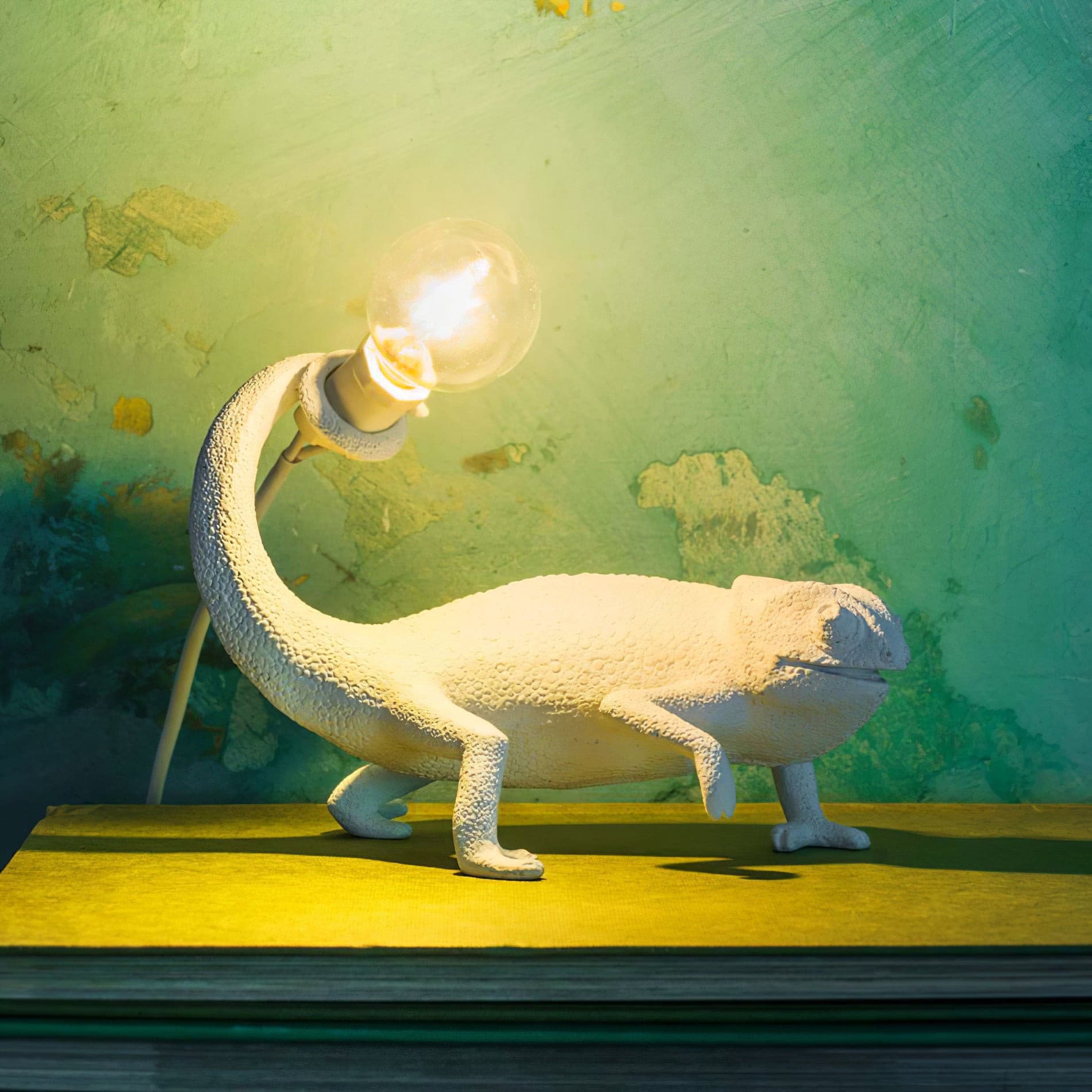 Chameleon Table Lamp