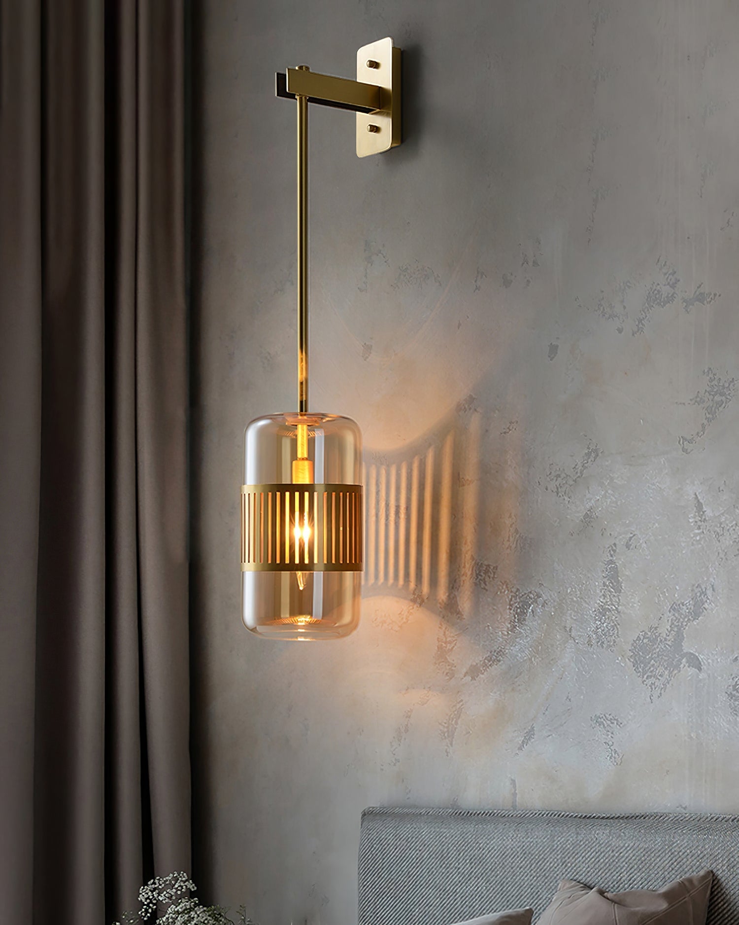 Lizak Wall Lamp