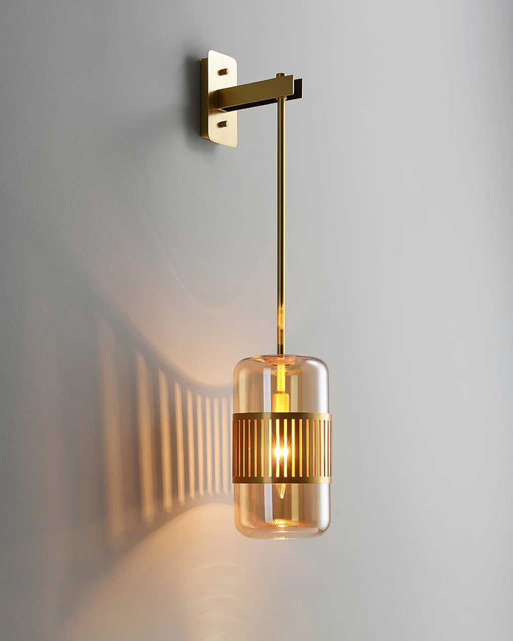 Lizak Wall Lamp