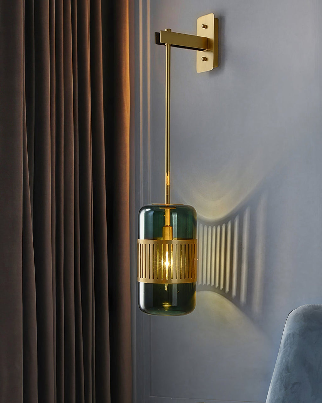 Lizak Wall Lamp