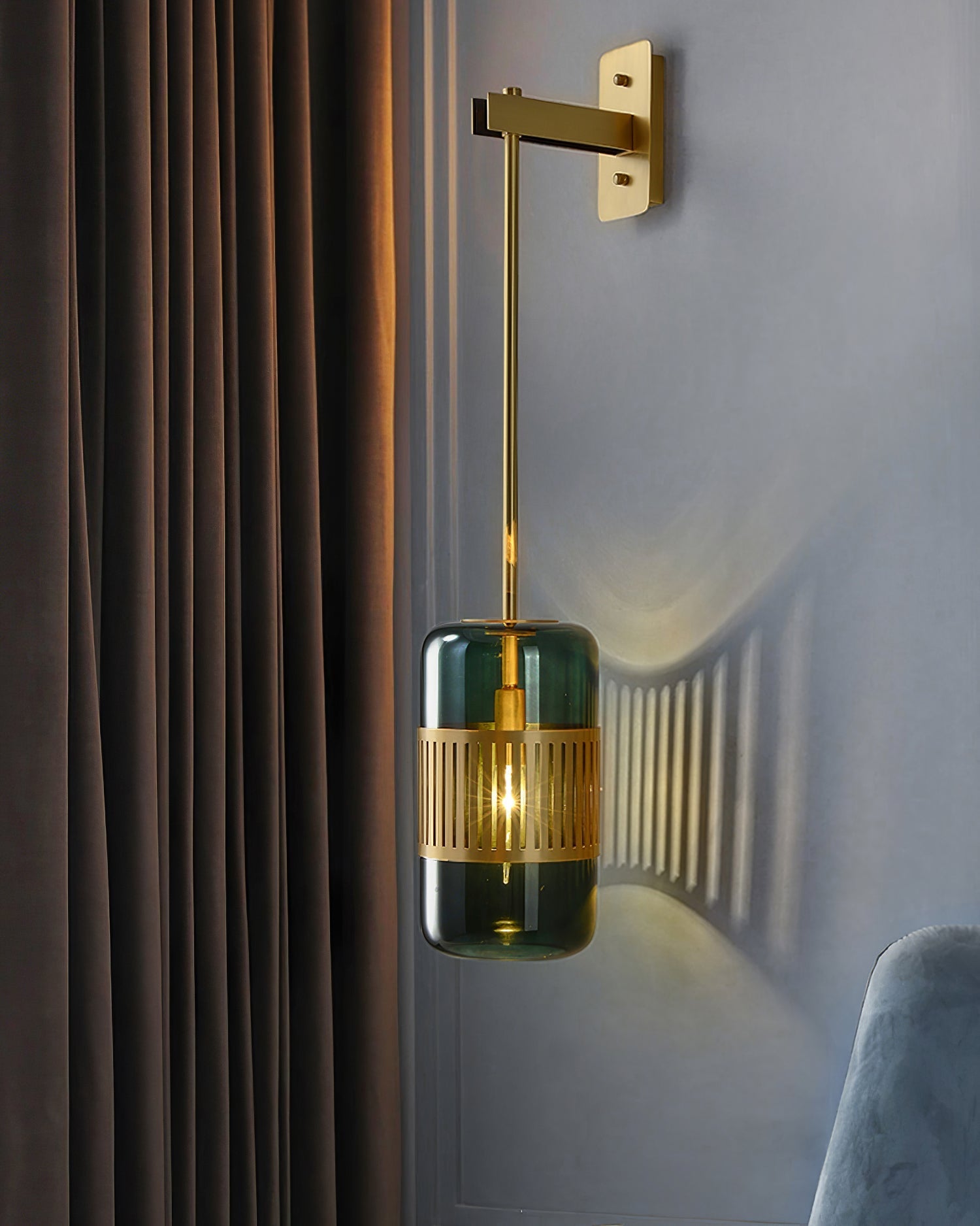 Lizak Wall Lamp