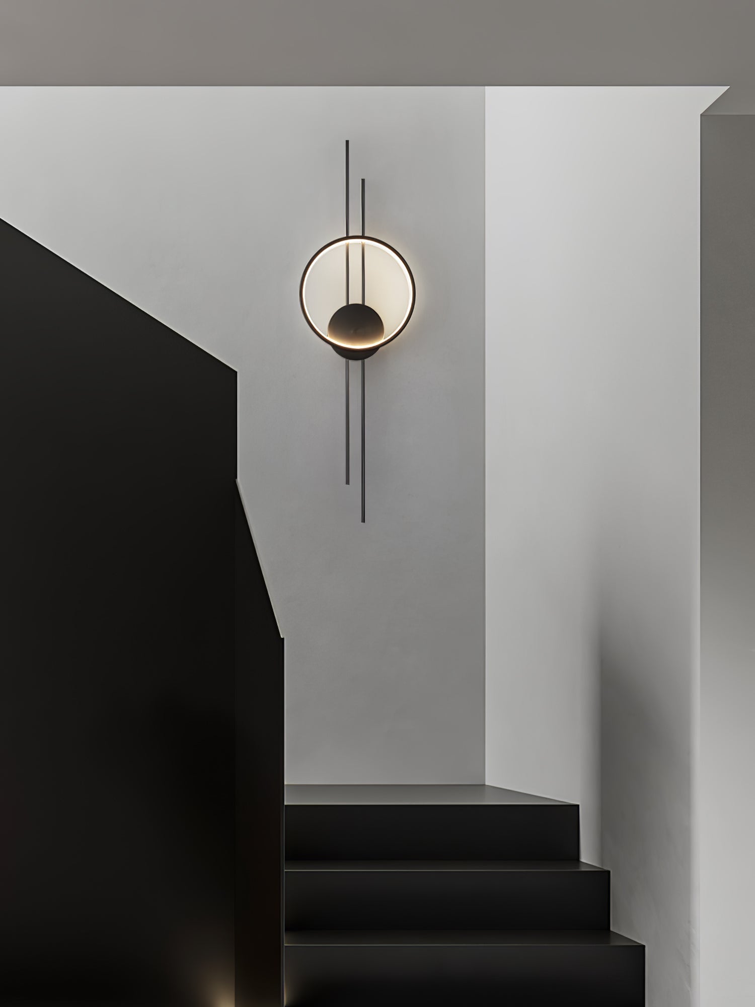 Circle And Line Wall Lamp