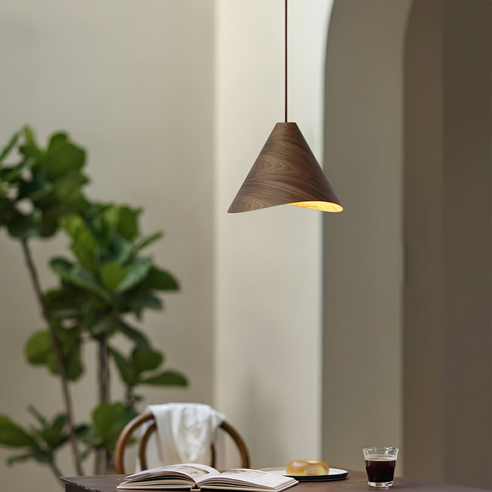 Conica Pendant Light