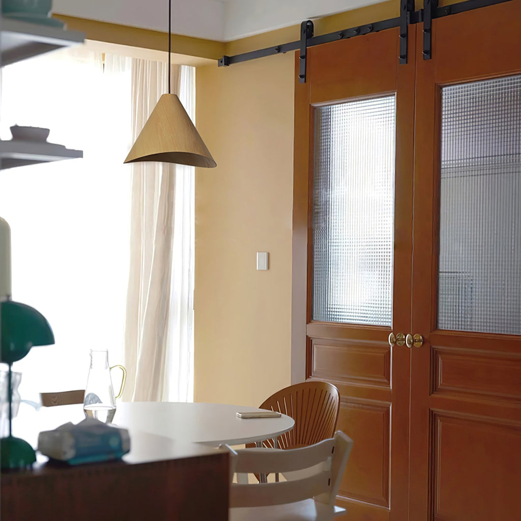 Conica Pendant Light