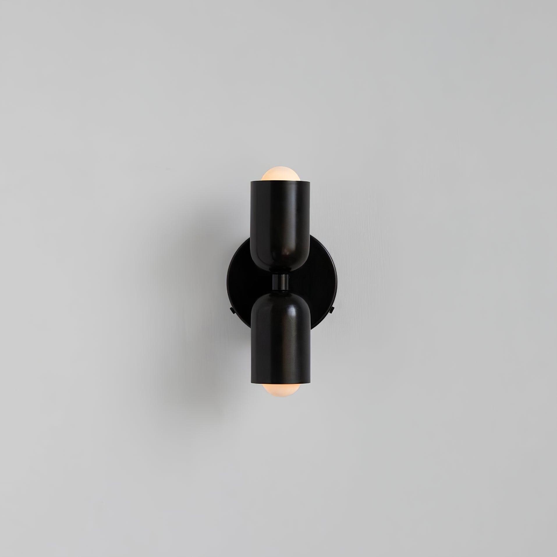 Couleur Double-Head Wall Lamp – Art Deco Dual Arm Wall Sconce