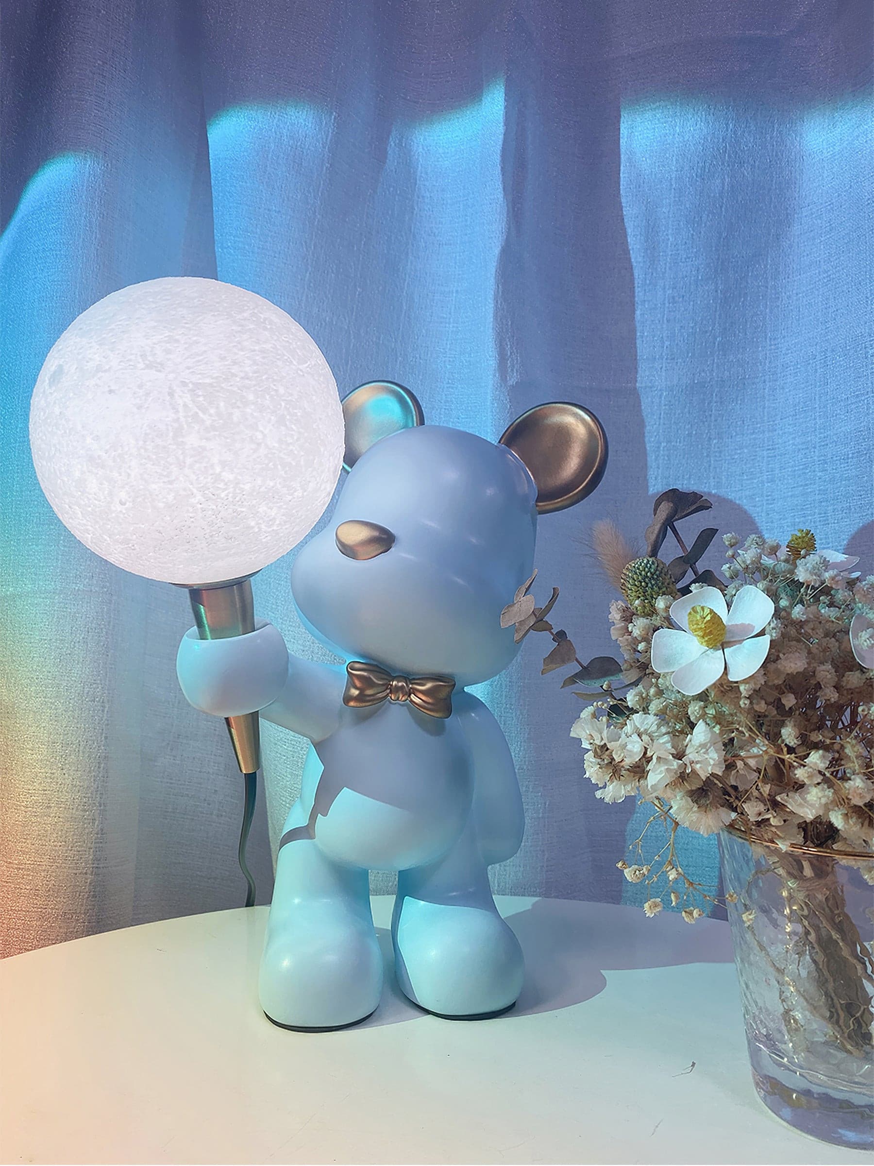 Creative Bear Planet Table Lamp