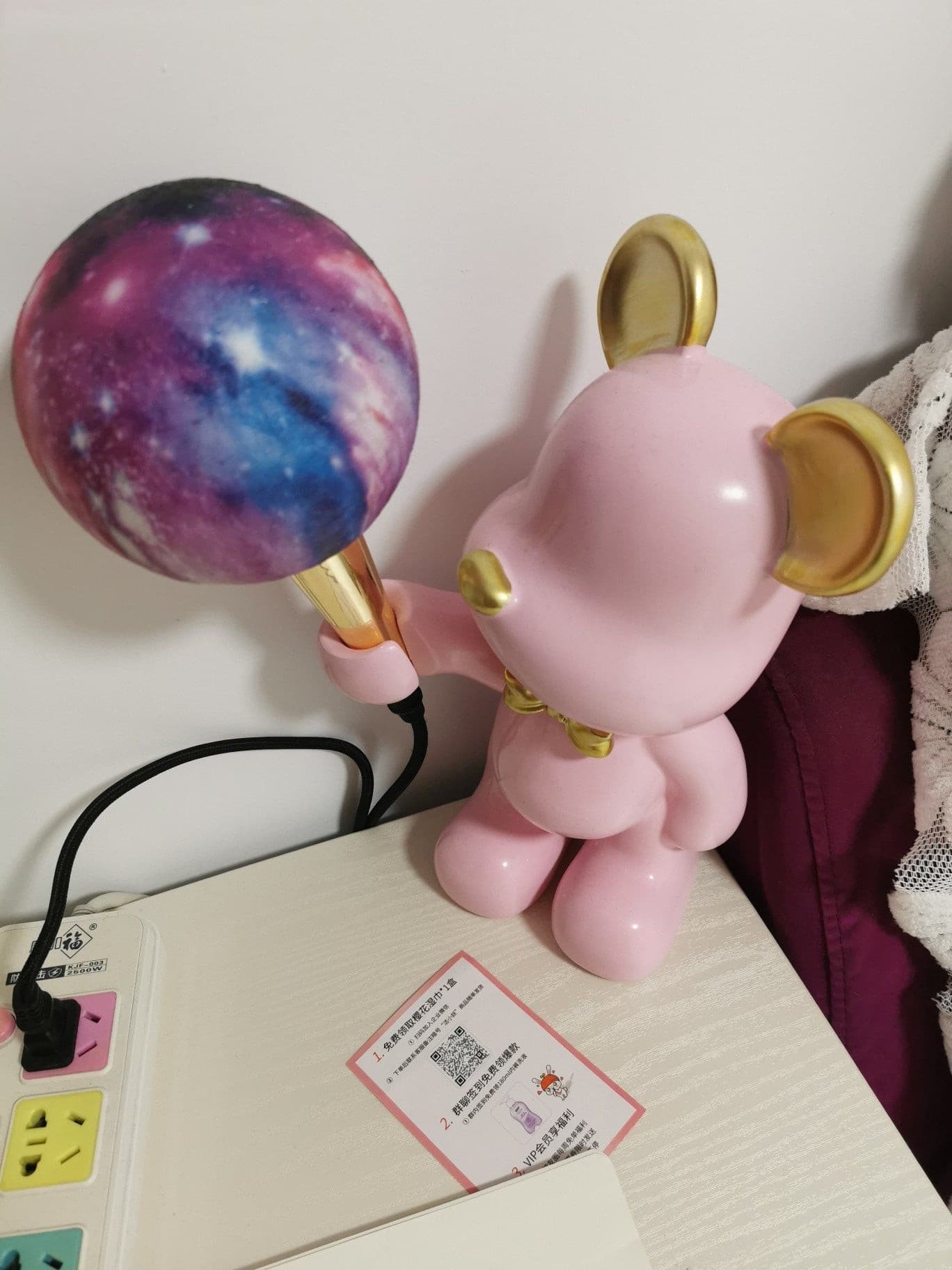 Creative Bear Planet Table Lamp