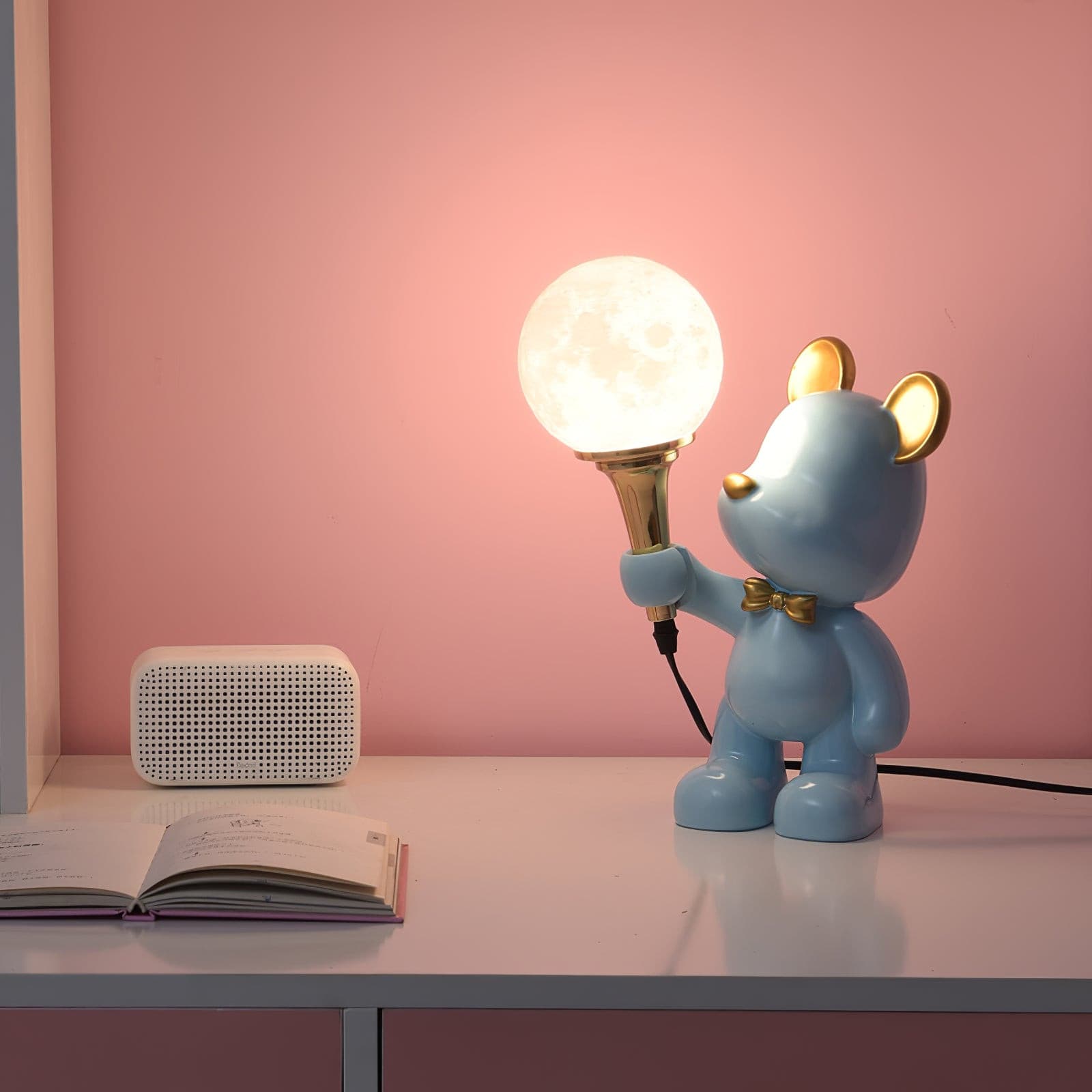 Creative Bear Planet Table Lamp