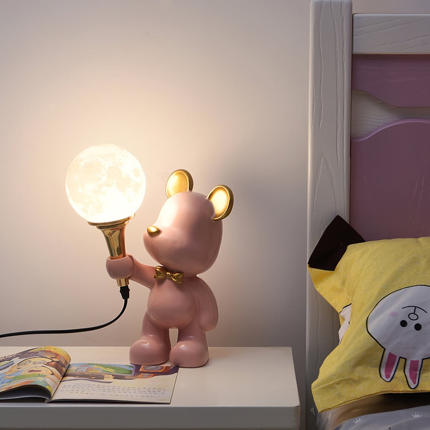 Creative Bear Planet Table Lamp