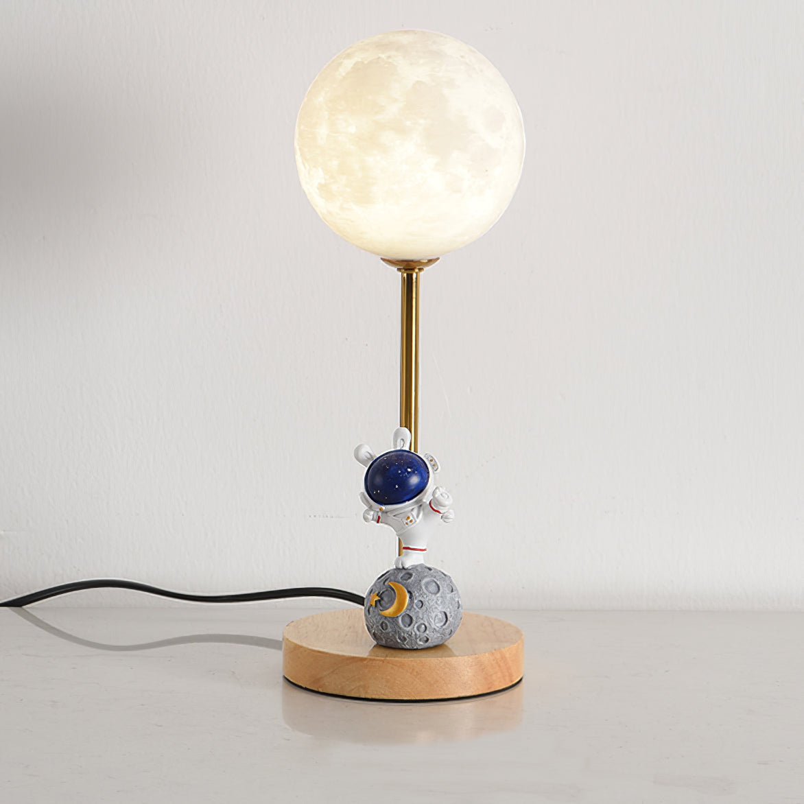 Creative Moon Table Lamp