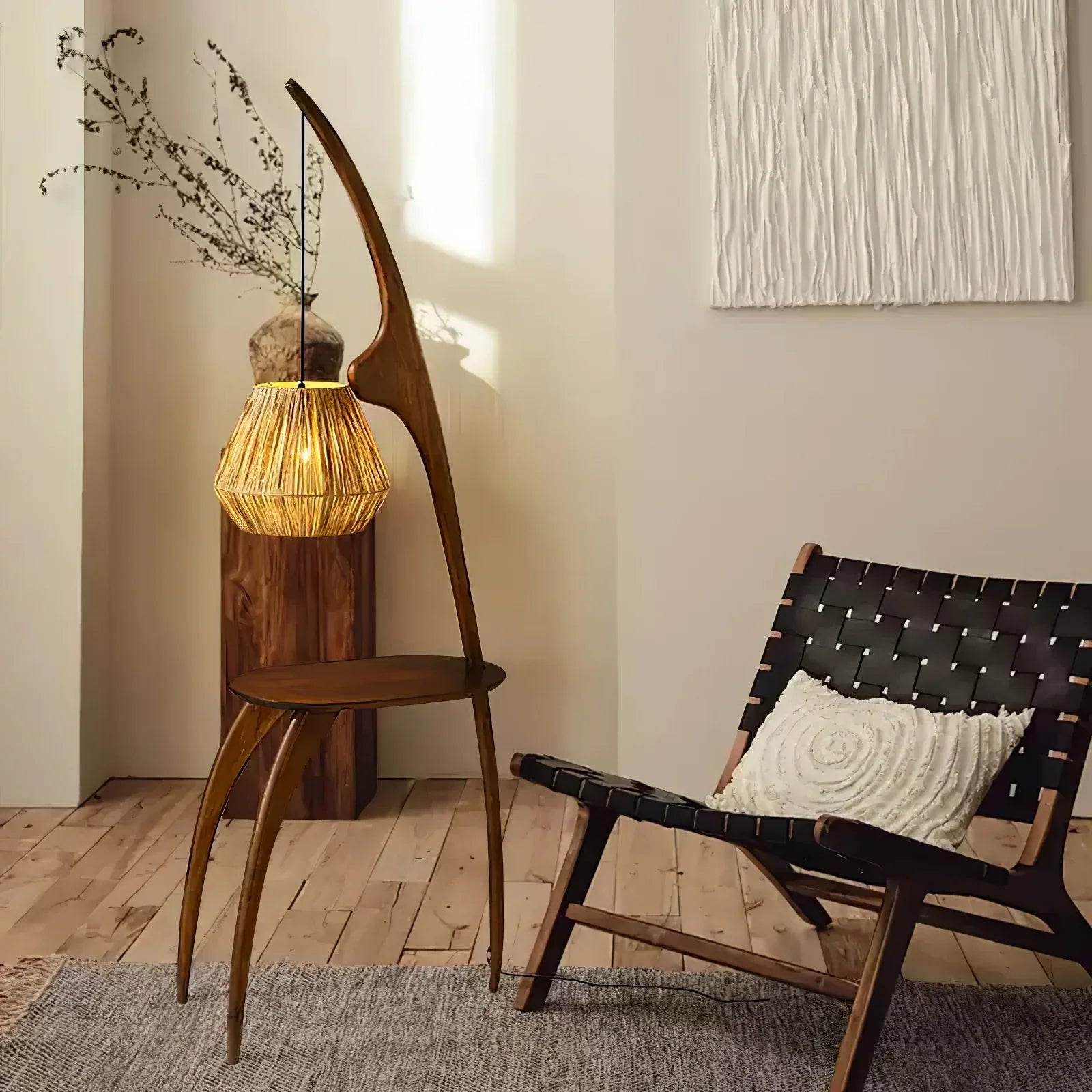 Curved Mantis Floor Lamp