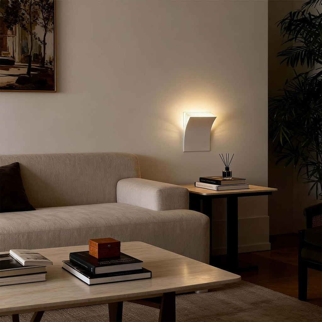 Cyvela Wall Light