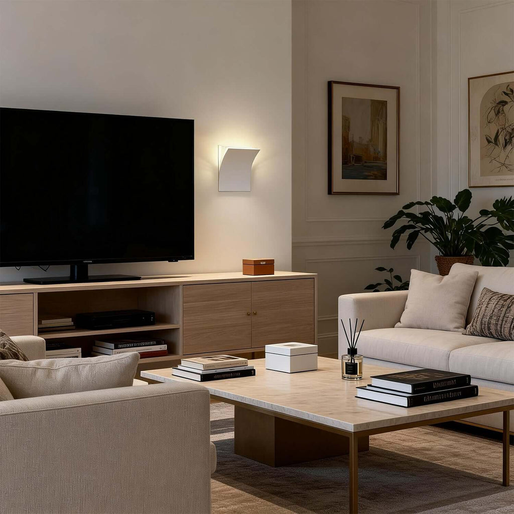 Cyvela Wall Light