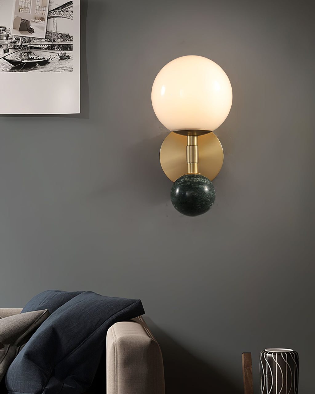 Dalt Wall Lamp