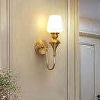 Delyra Wall Lamp