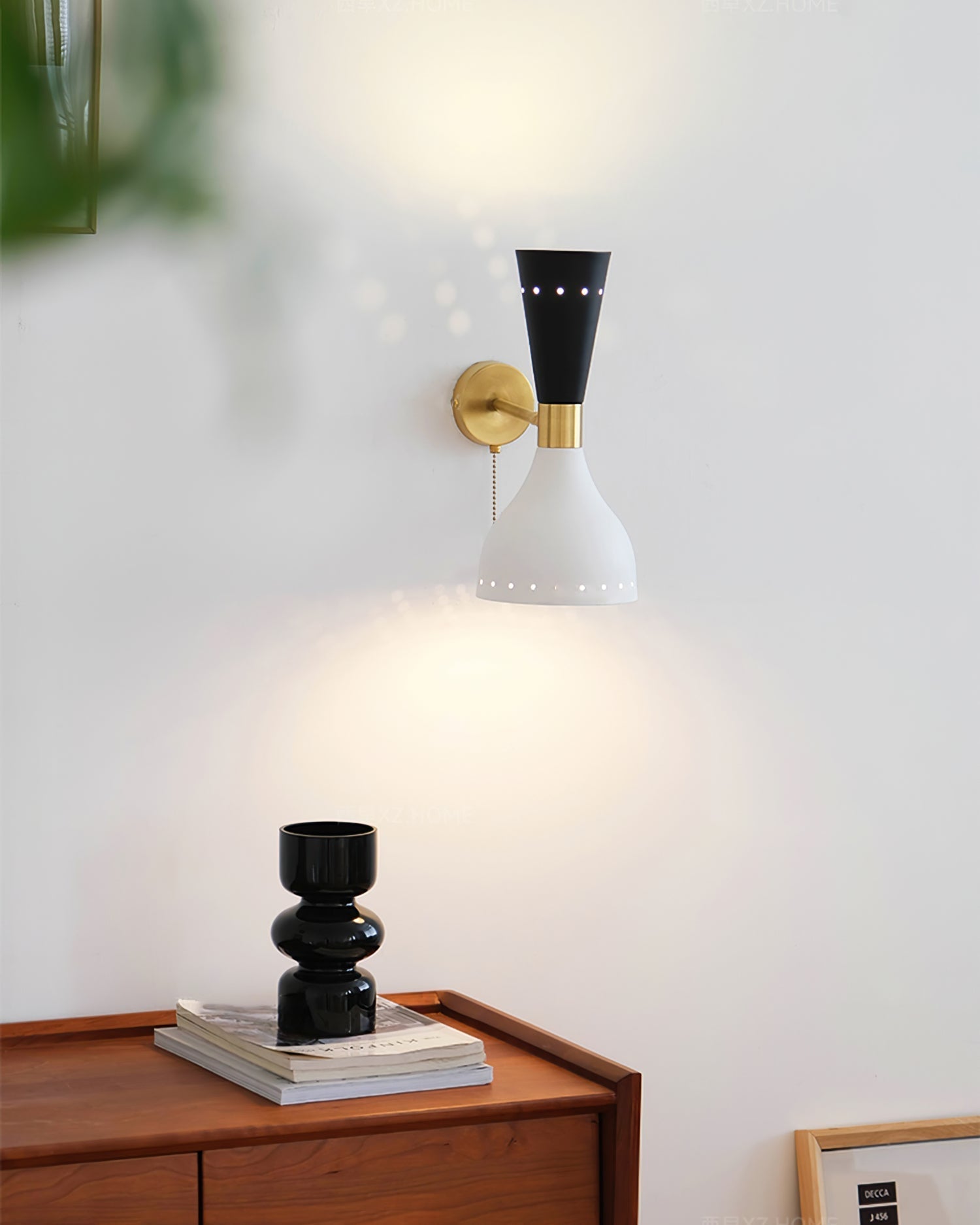 Diabolos Tuba Wall Sconce