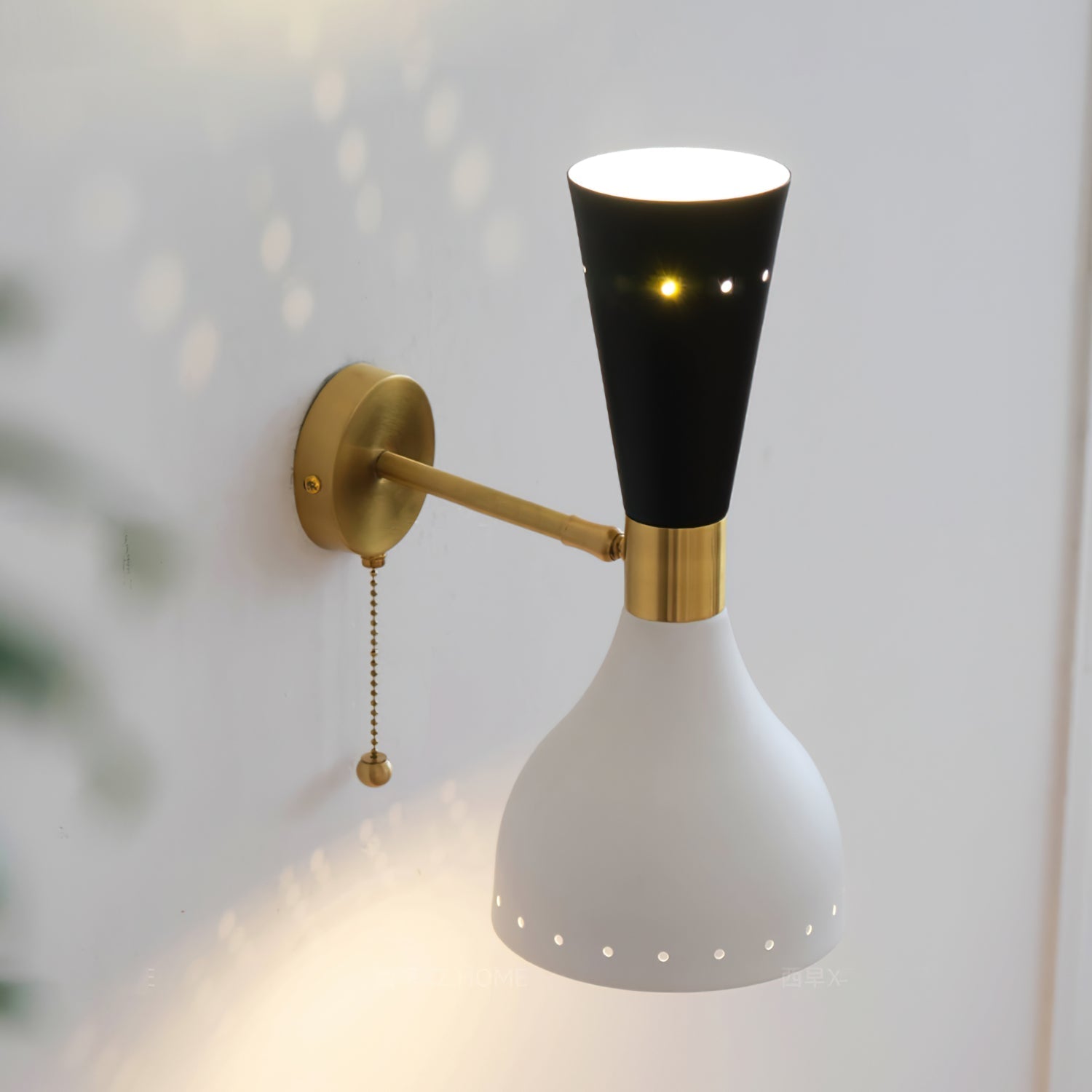 Diabolos Tuba Wall Sconce