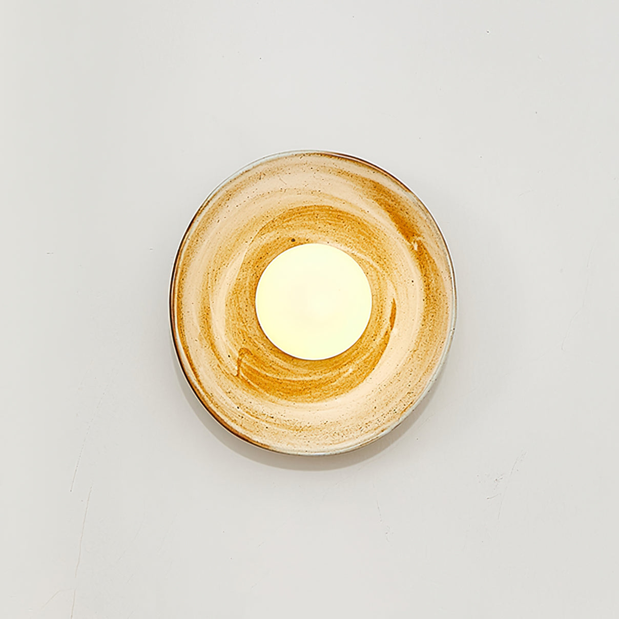 Eala Wall Lamp