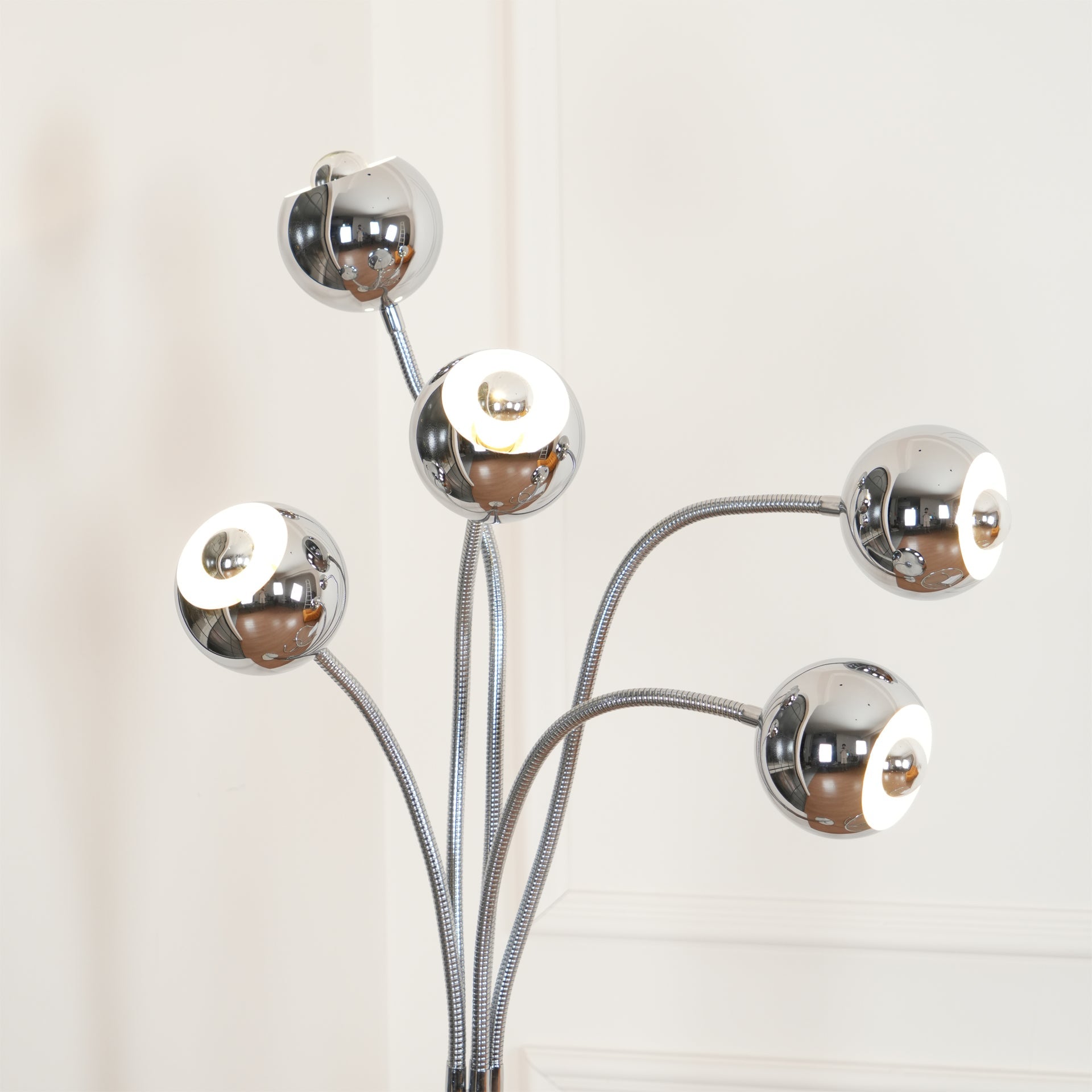 Eyeball Floor Lamp
