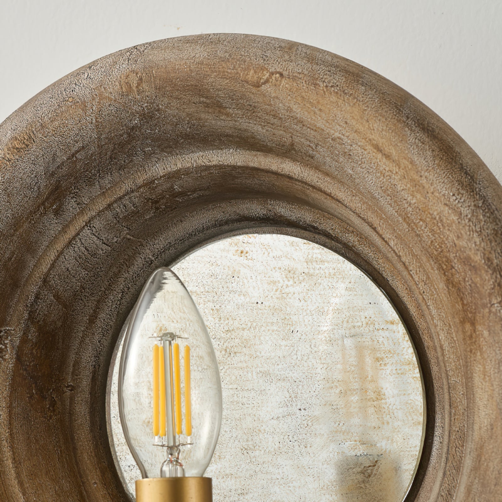 Finn Wall Lamp