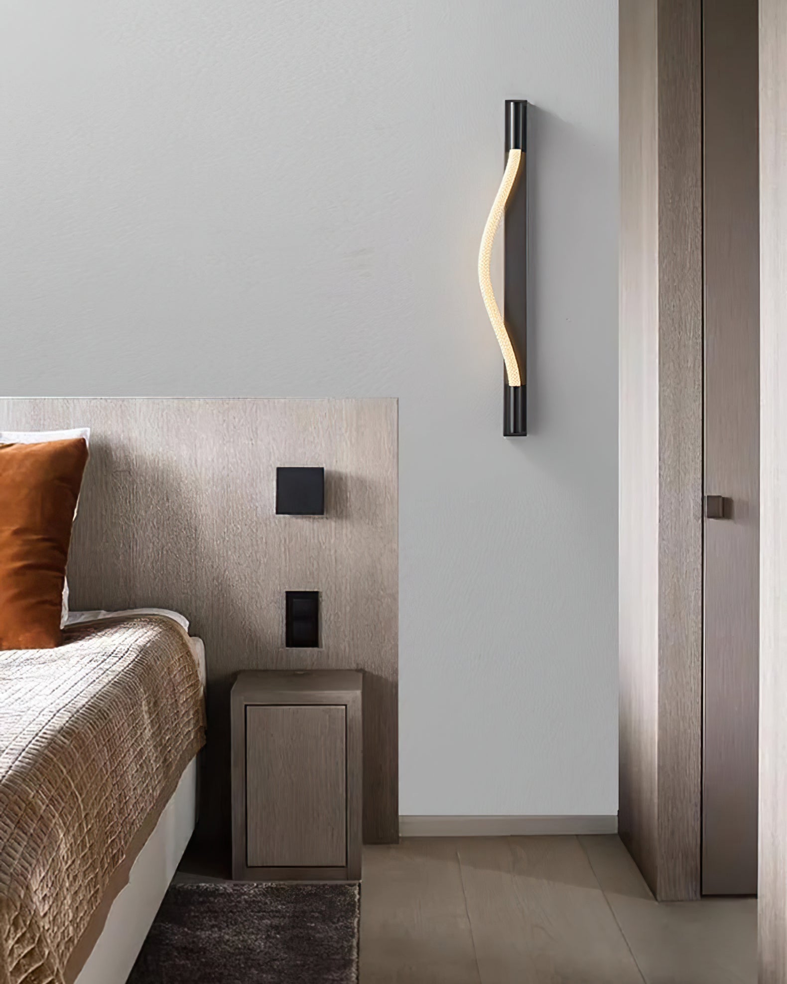 Flecto Tube Wall Sconce