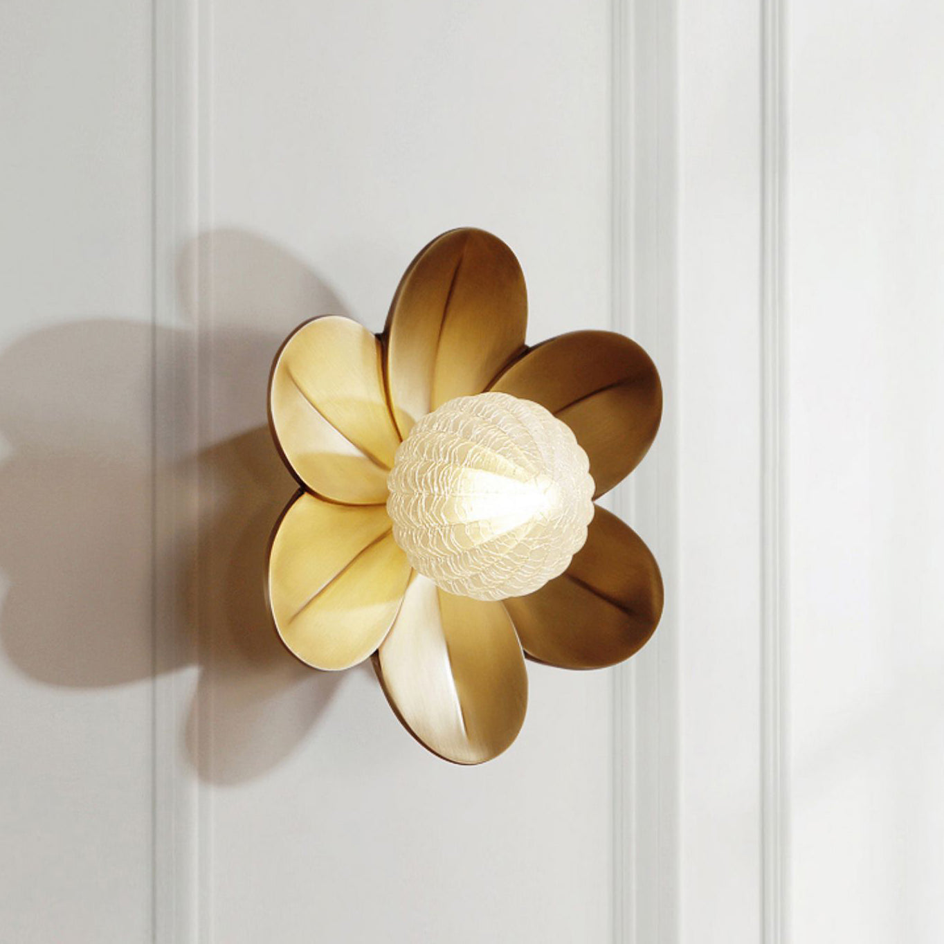 Gigi Wall Light