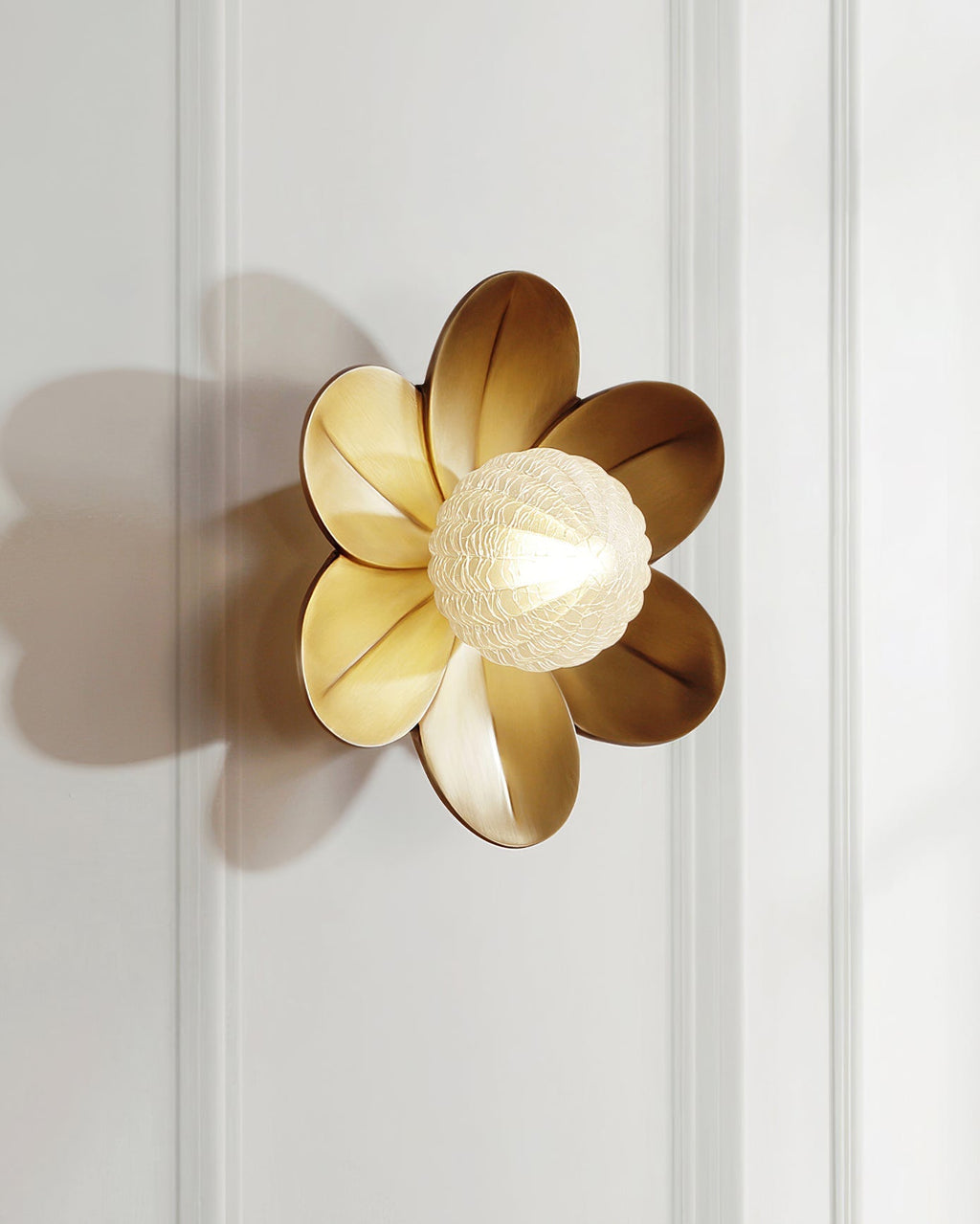 Gigi Wall Light