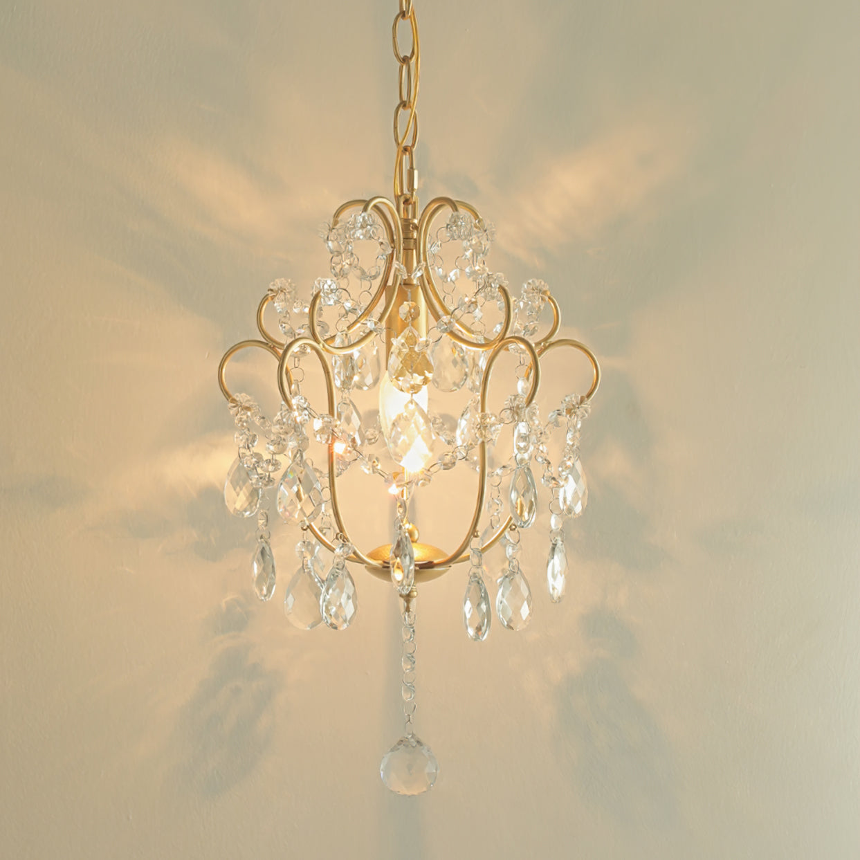 Gilded Crystal Pendant Lamp