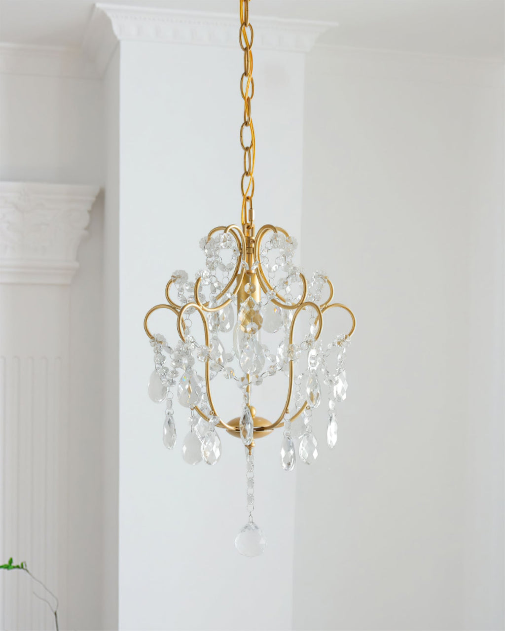 Gilded Crystal Pendant Lamp