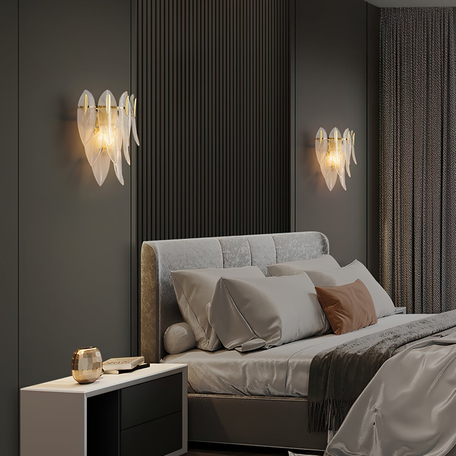 Giulia Brass Wall Lamp