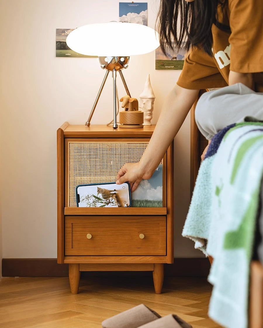 Glass UFO Table Lamp
