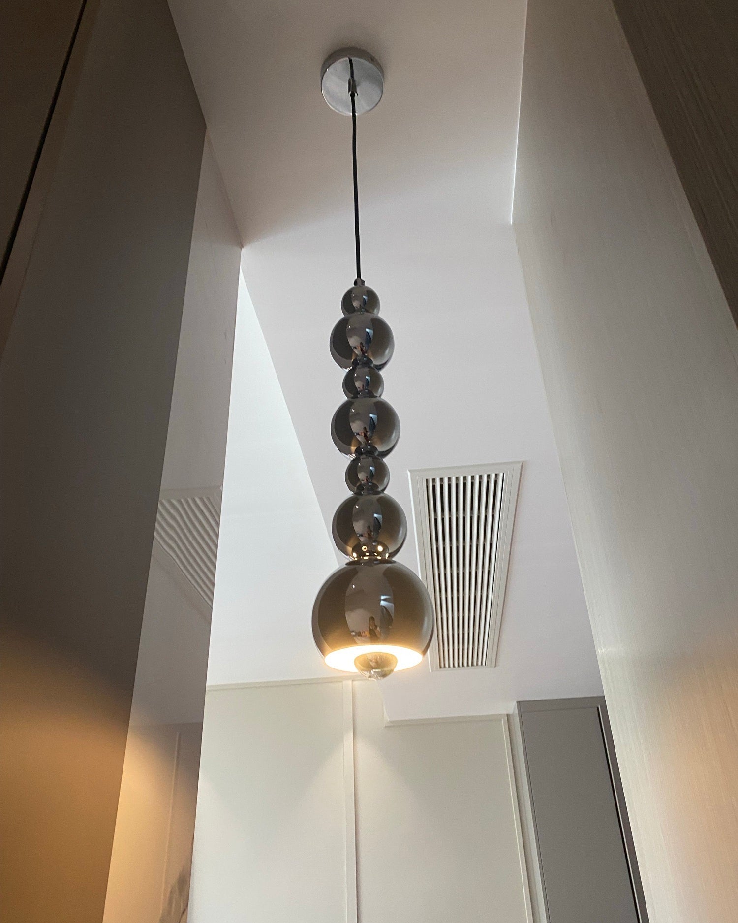 Globe Ball Pendant Lamp