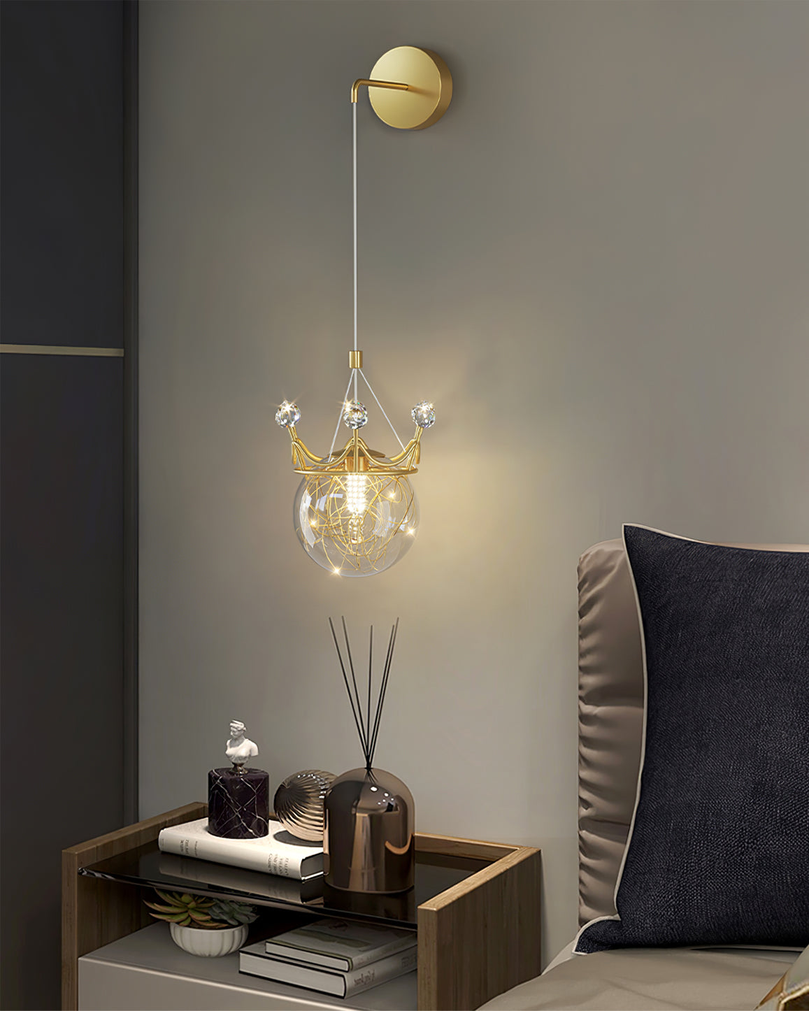 Gypsophila Crown Wall Light