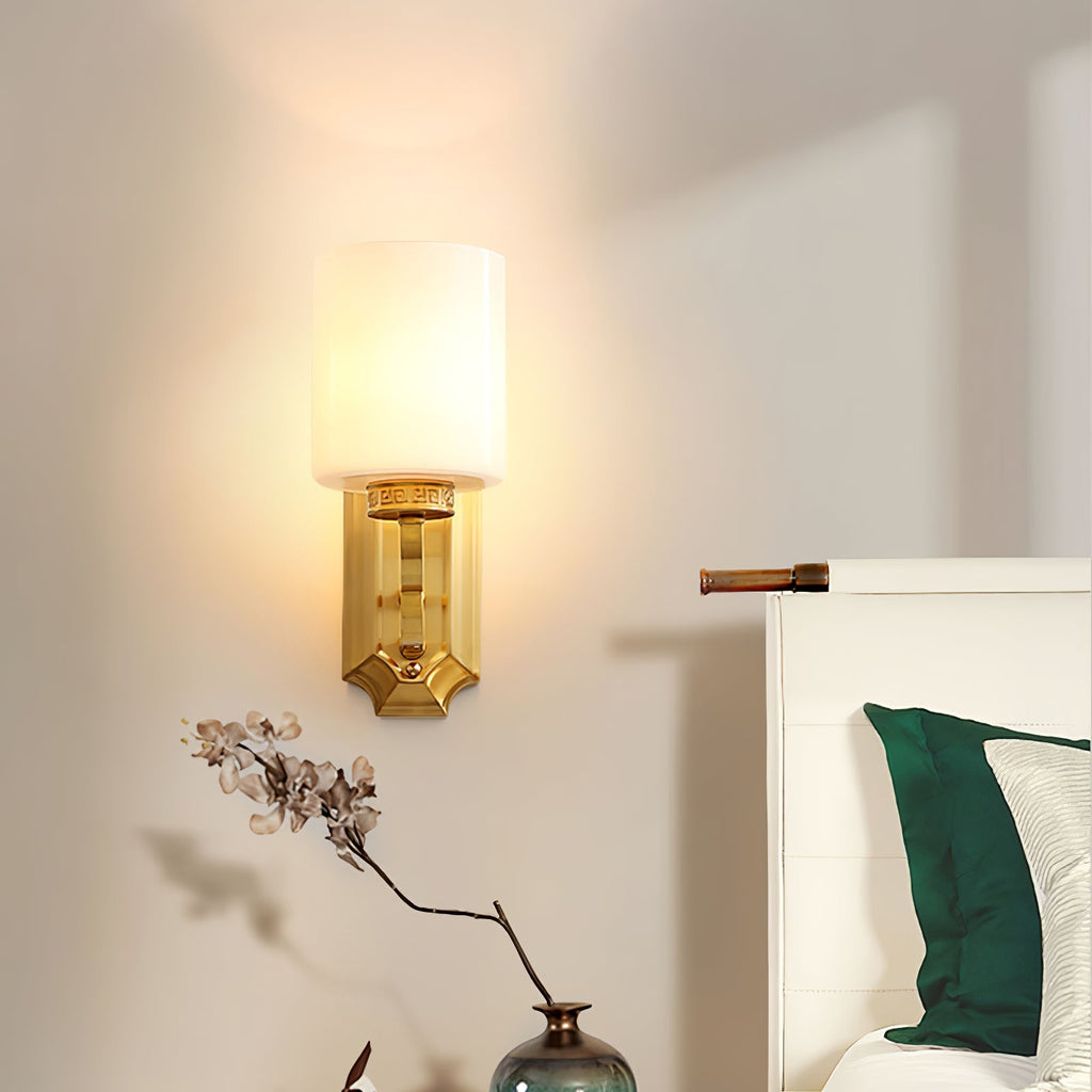 Hamilton Wall Light