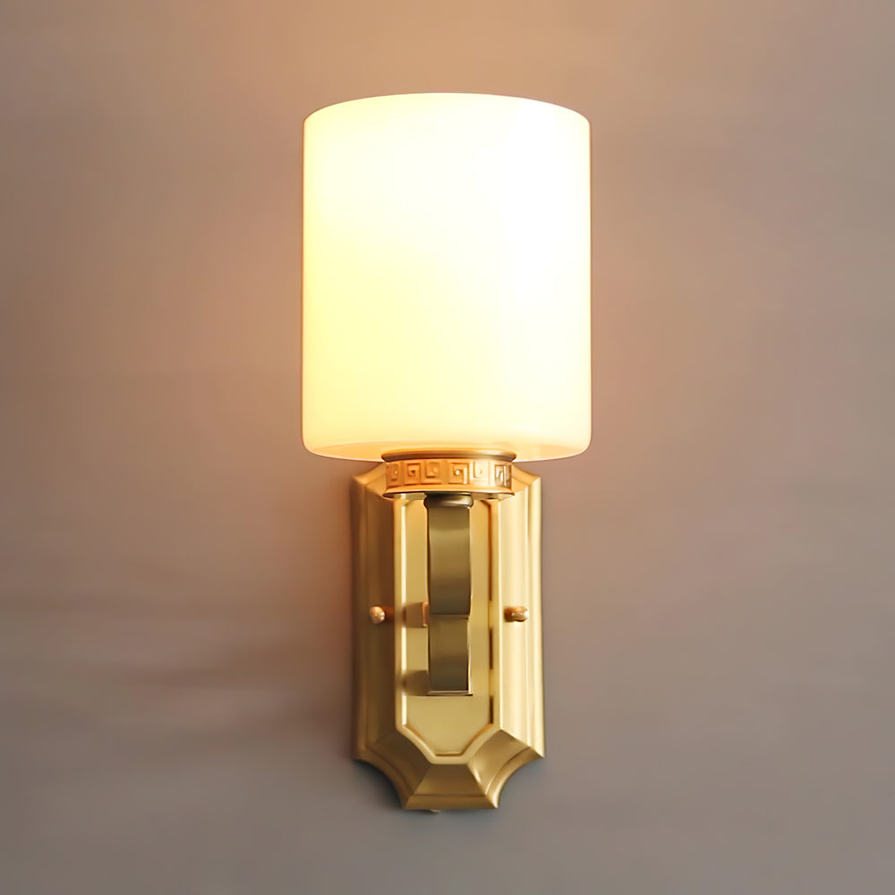 Hamilton Wall Light