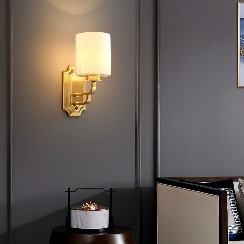 Hamilton Wall Light