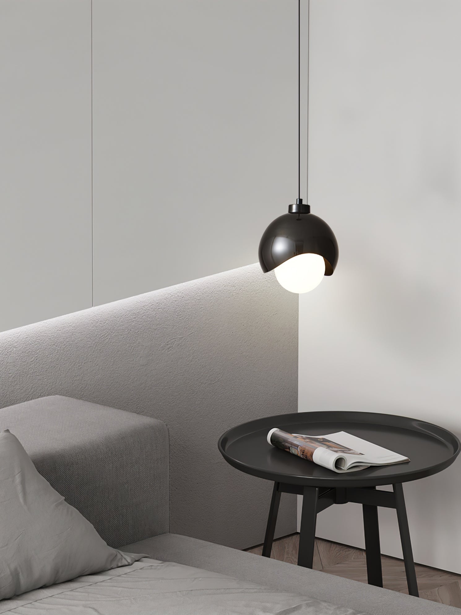 Helmet Pendant Lamp
