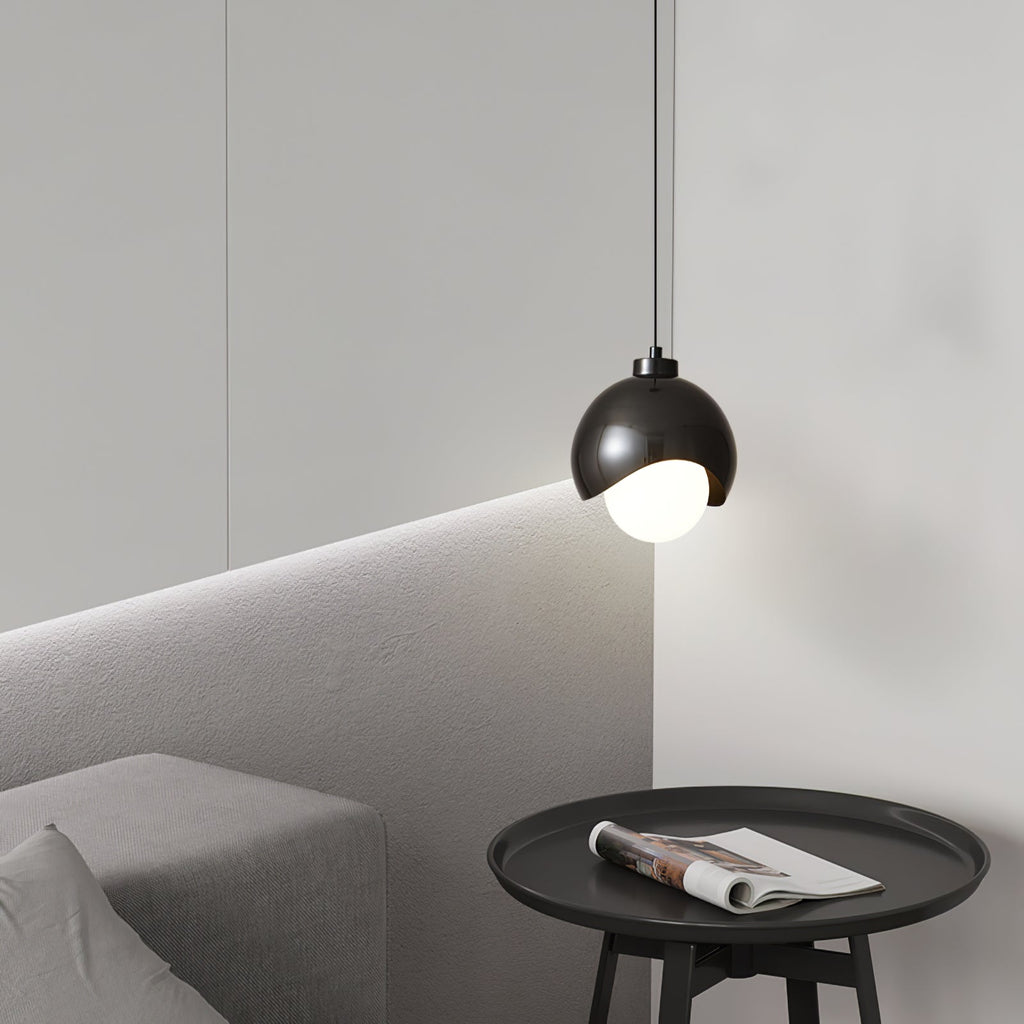 Helmet Pendant Lamp