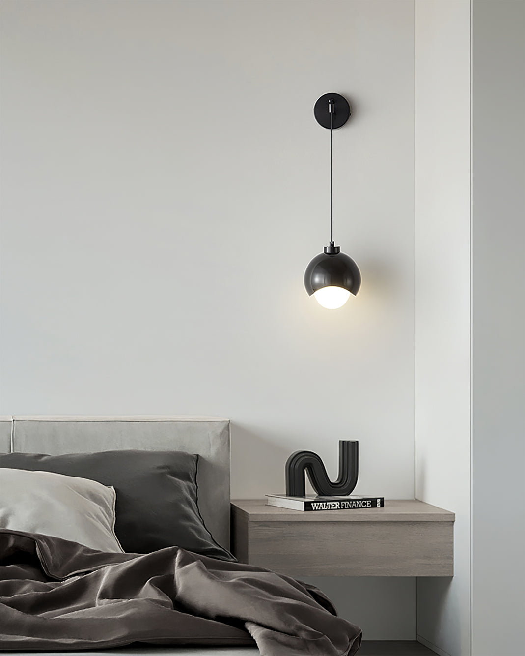 Helmet Wall Lamp
