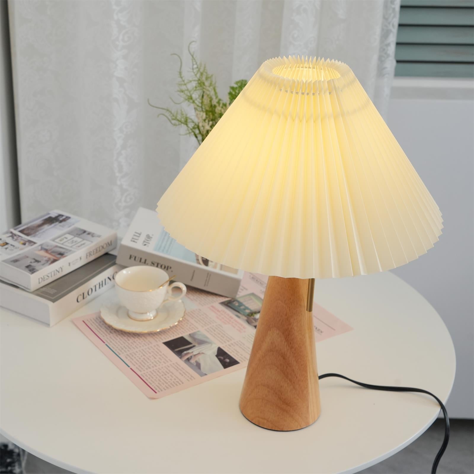 Stringer Table Lamp
