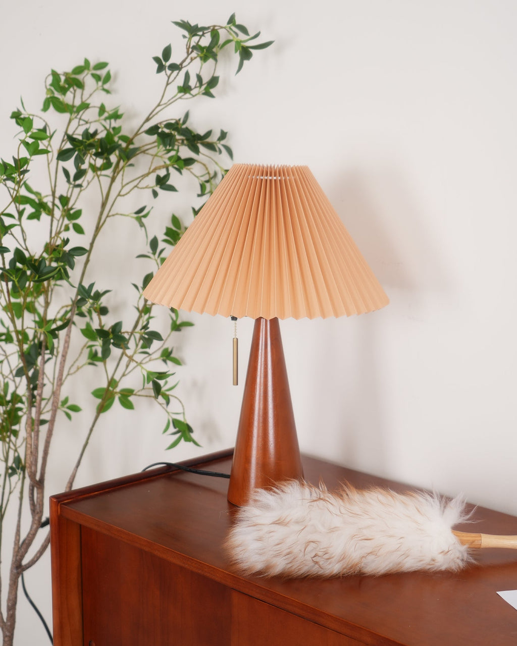 Stringer Table Lamp