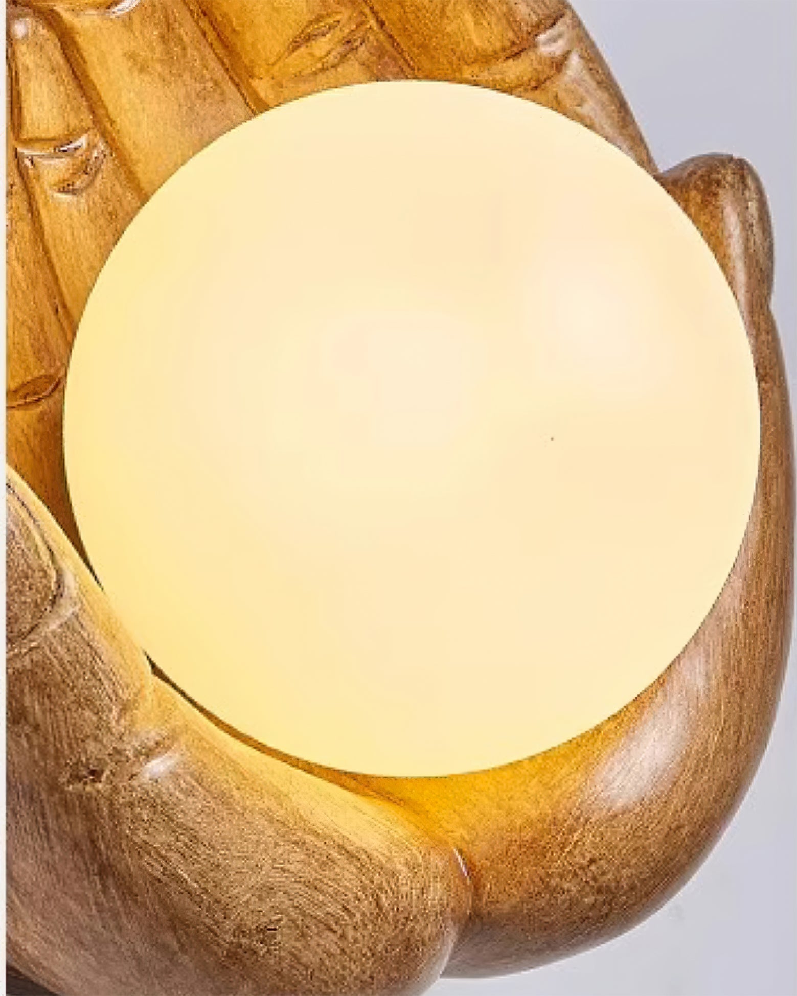 Holding Hands Wall Lamp