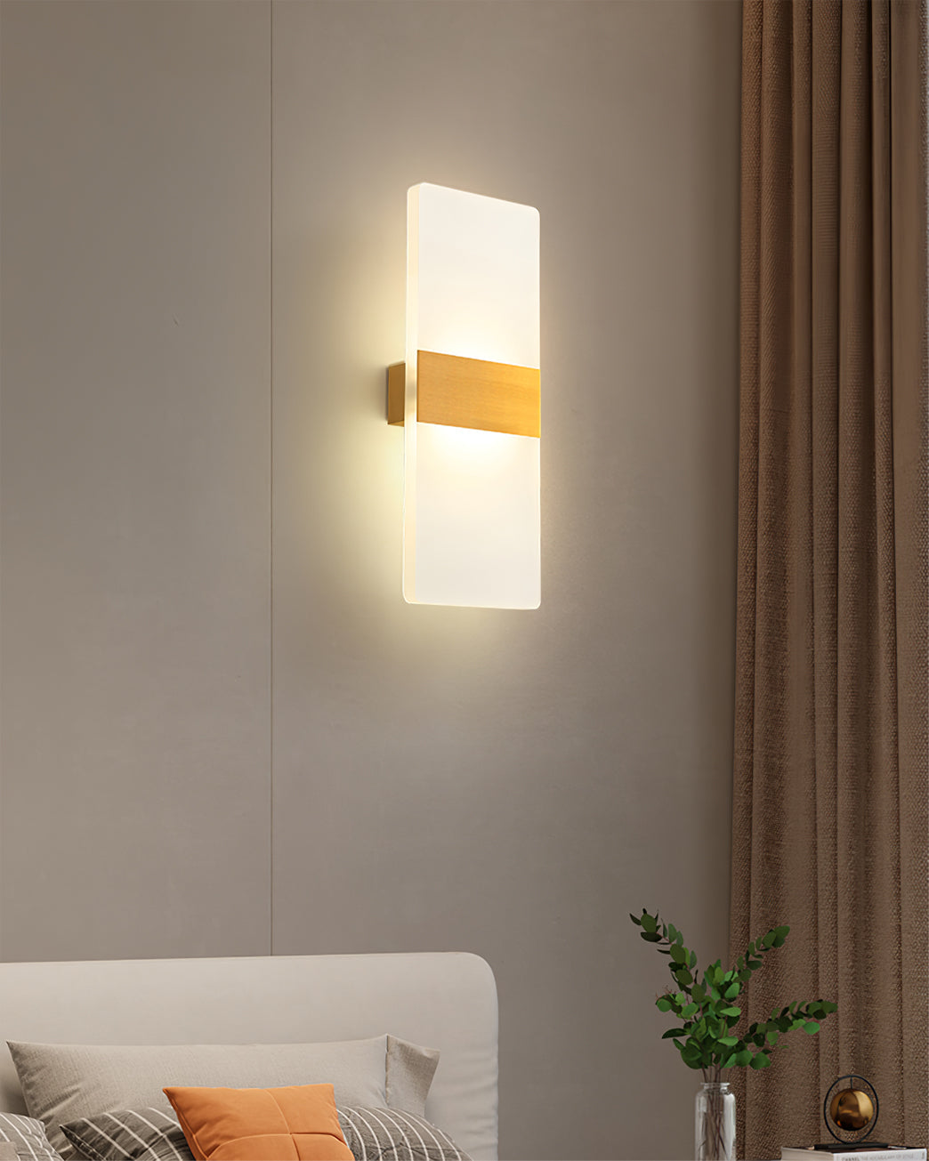 Jenks Wall Light