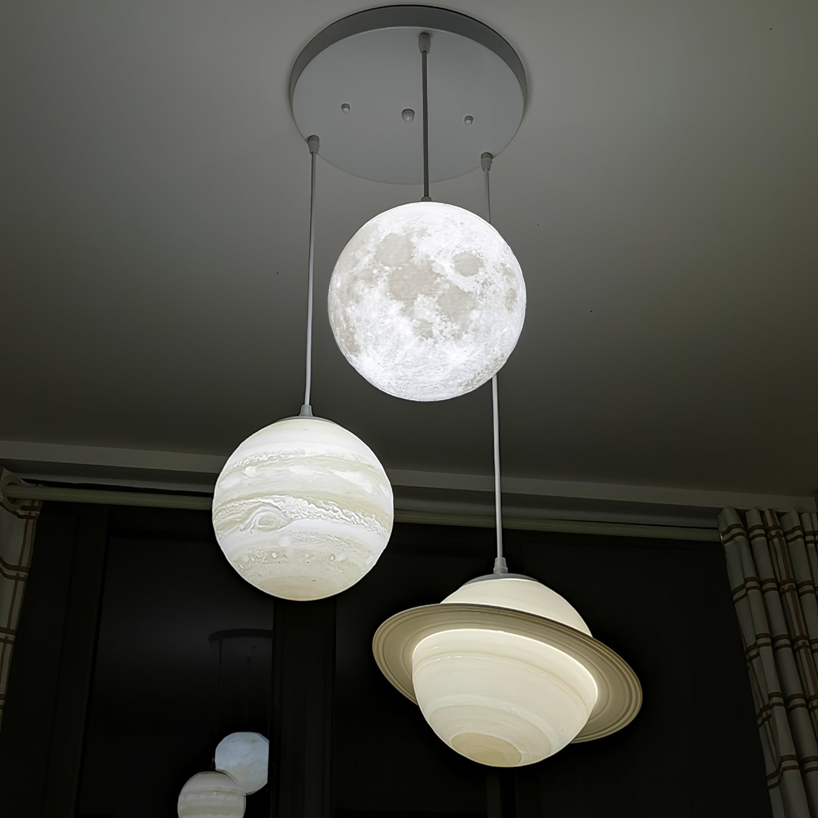 Jupiter Pendant Light
