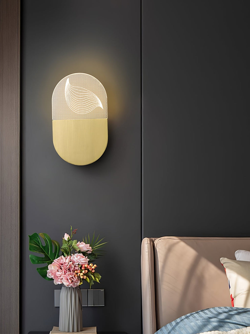 Kaikea Wall Light
