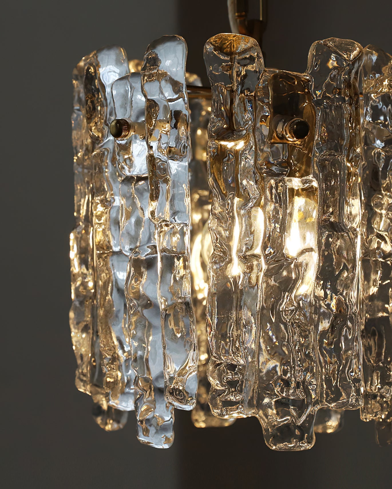 Kalmar Pendant Light